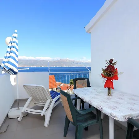 Apartment With A Parking Space Slatine, Ciovo - 2030